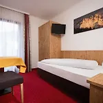 Resch 3* 키츠부헬