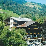 Resch 3*