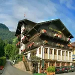 Resch Hotel 3*