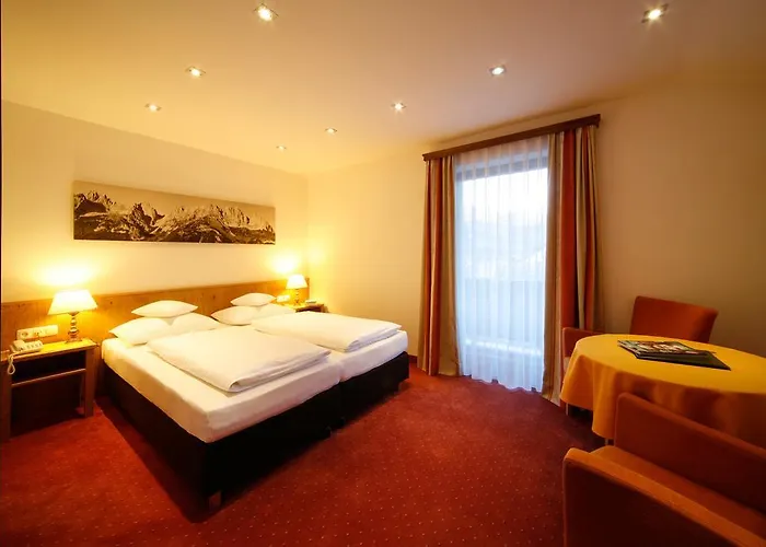 Otel Resch 3*
